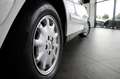 Mercedes-Benz E 200 ELEGANCE AUT.  *OLDTIMER* H-KENNZEICHEN! Weiß - thumbnail 23