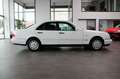 Mercedes-Benz E 200 ELEGANCE AUT.  *OLDTIMER* H-KENNZEICHEN! Weiß - thumbnail 11