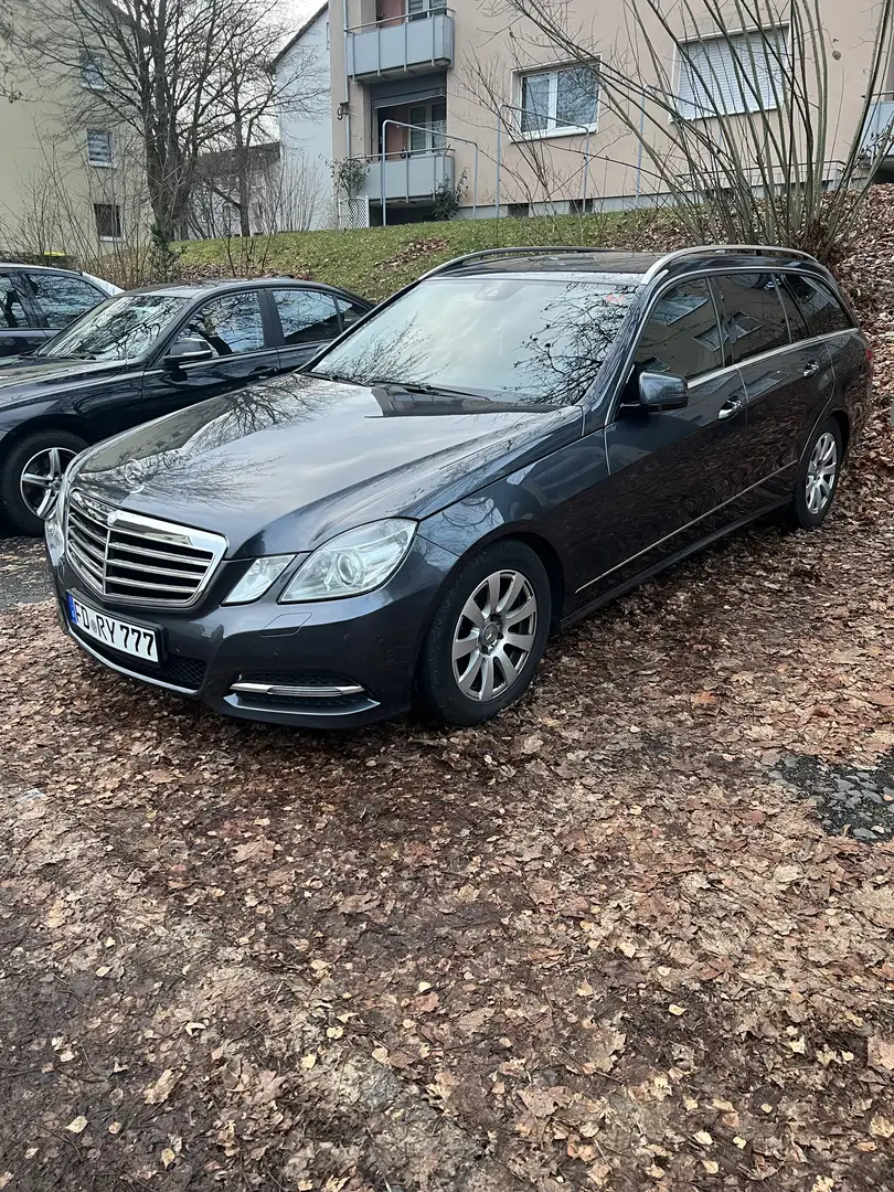 Mercedes-Benz E 220 T CDI DPF BlueEFFICIENCY 7G-TRONIC Avantgarde - 2
