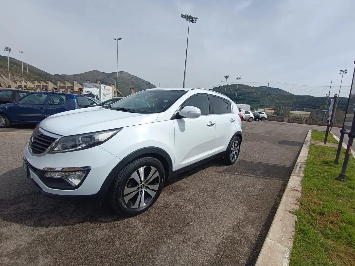 Kia Sportage 1.7 crdi Active 2wd - 1
