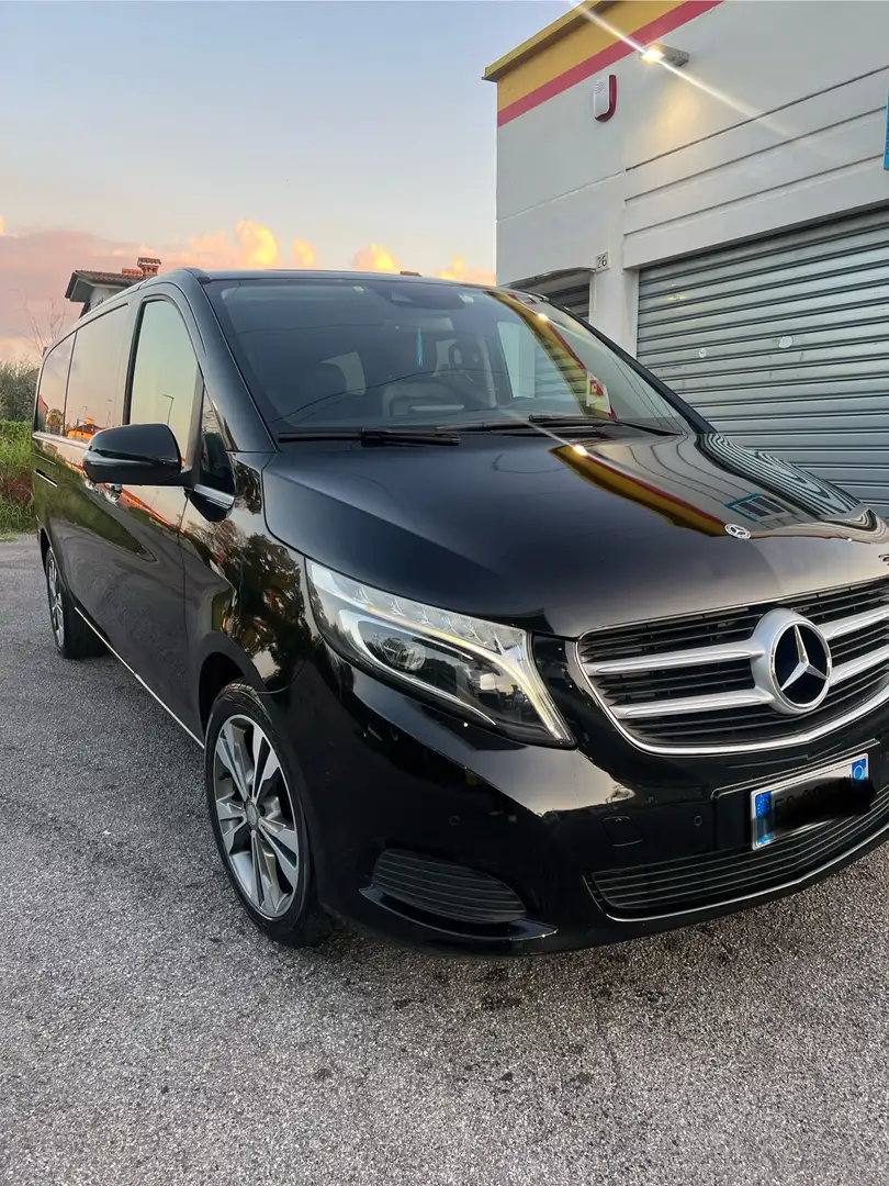 Mercedes-Benz V 220 Extralong Nero - 1