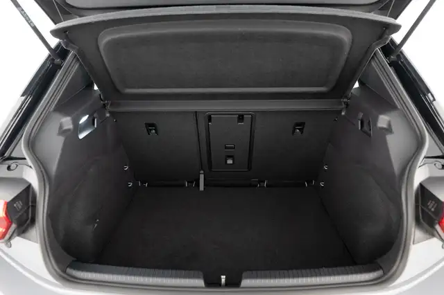 Volkswagen Id.3 view 15