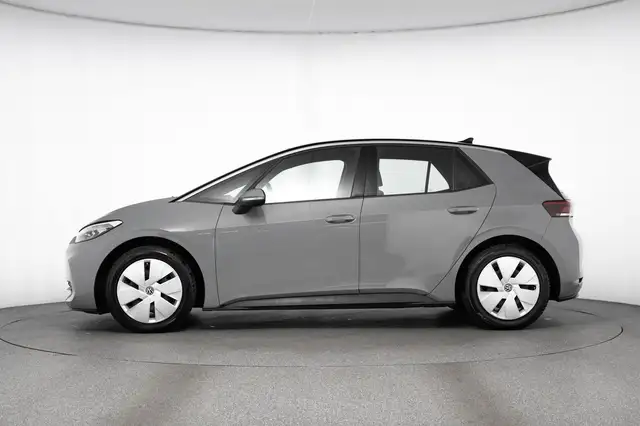 Volkswagen Id.3 view 3