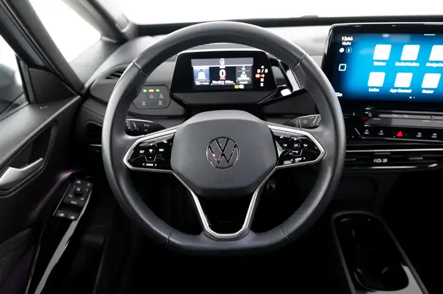 Volkswagen Id.3 view 6