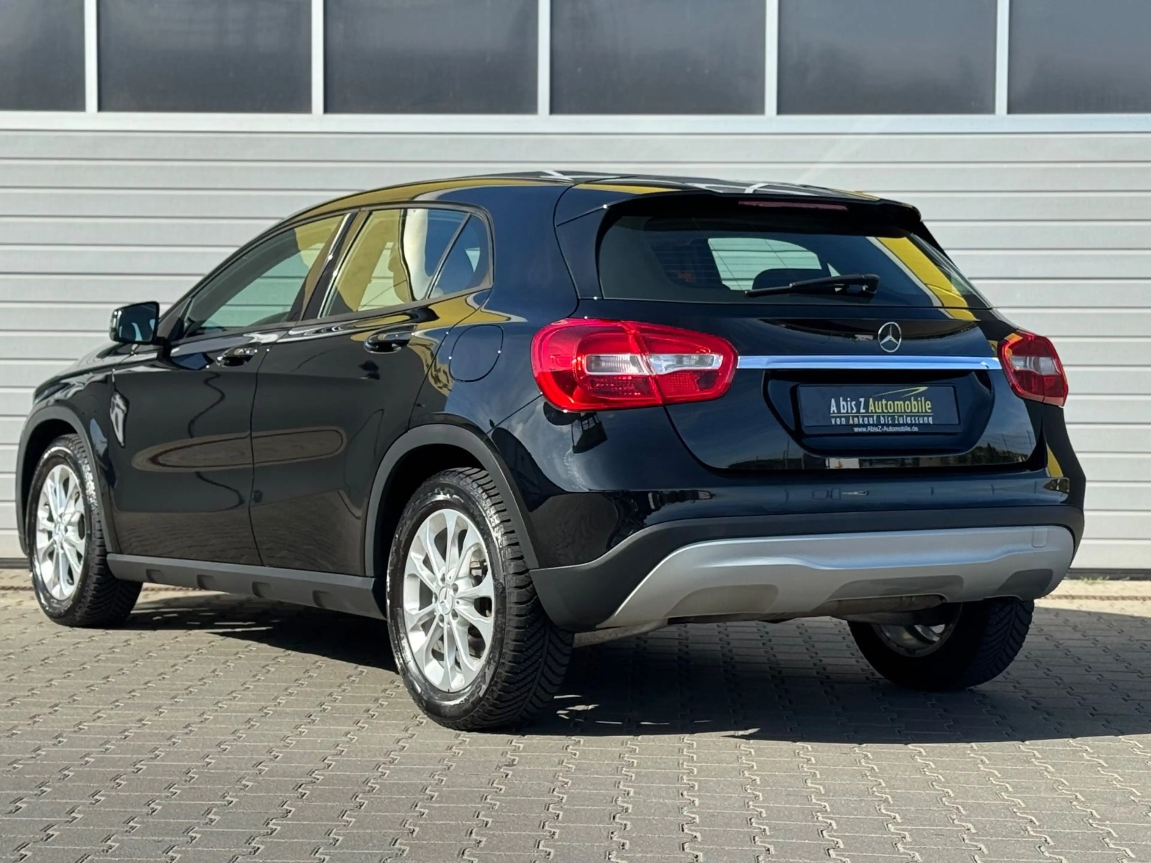 Mercedes-Benz GLA 180 Style 2.Hand/SHZ/MFL/KAMERA/Garantie — photo 5