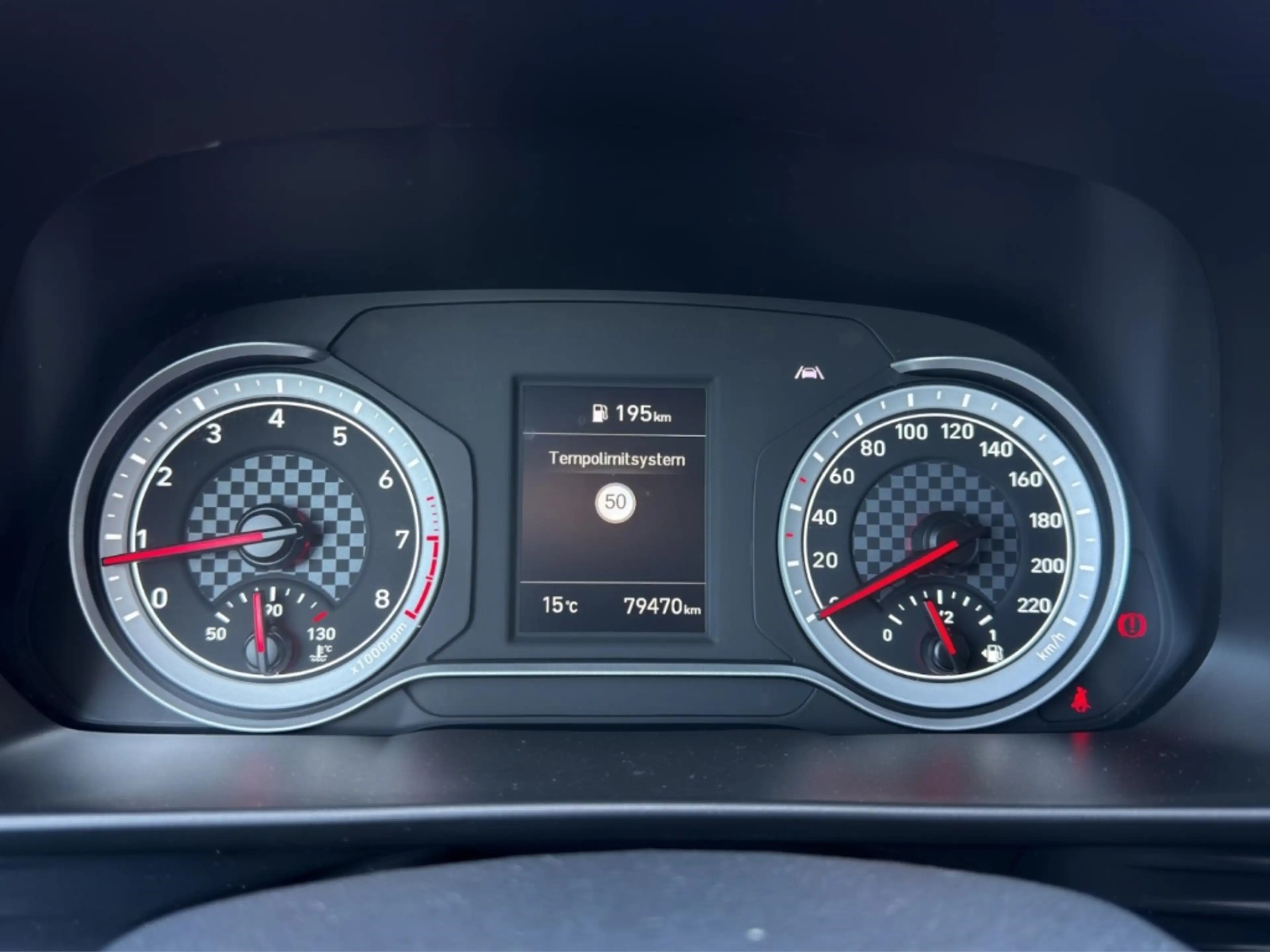 Hyundai BAYON Select 1.2 °AHK°PDC°SHZ°Tempomat°Klima° — photo 10