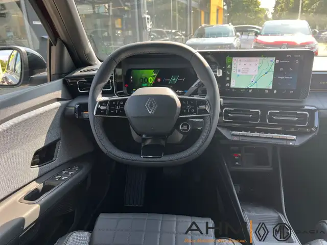 Renault Electric 150 view 15
