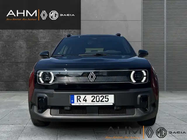 Renault Electric 150 view 3