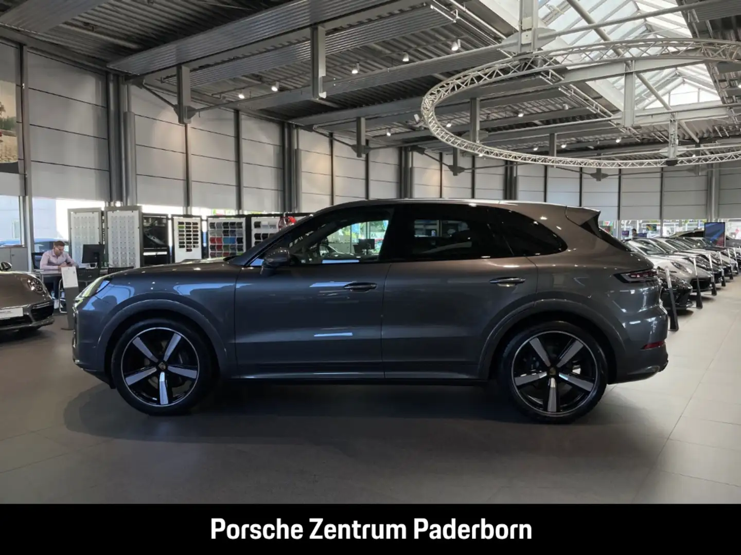 Porsche Cayenne Surround-View Head-Up Sportabgasanlage Grau - 2