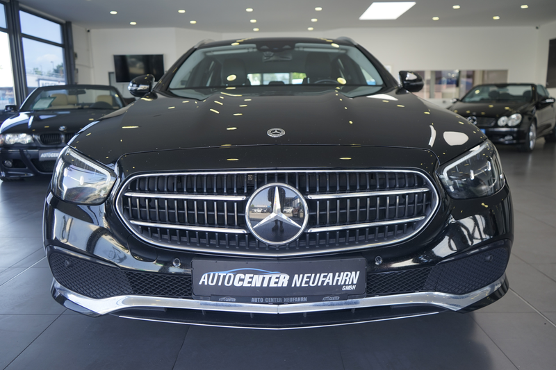 Mercedes-Benz E 300 AVANTGARDE+NAVI+AHK+DISTRONIC+LED+MBUX+ — photo 2