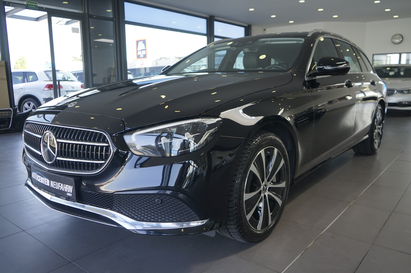 Mercedes-Benz E 300 AVANTGARDE+NAVI+AHK+DISTRONIC+LED+MBUX+ — photo 3