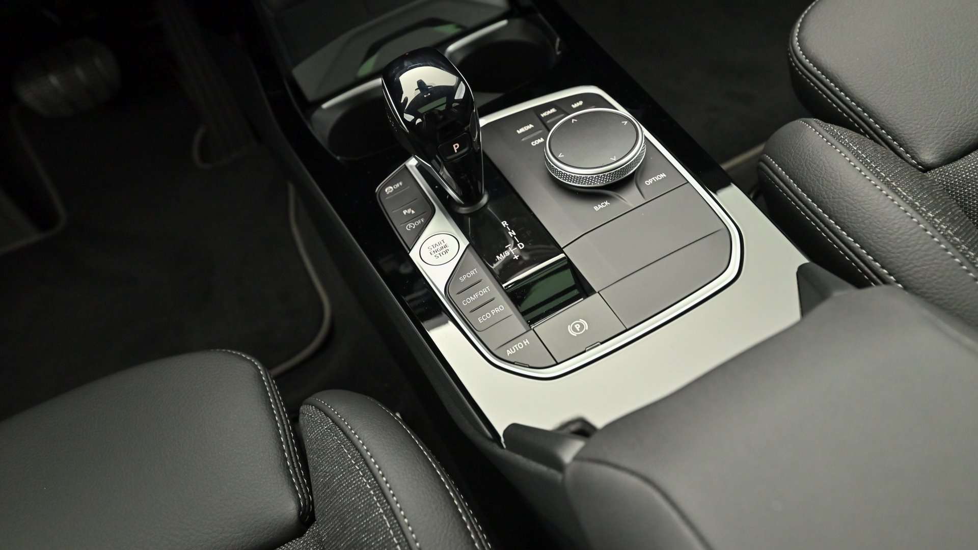 BMW Serie 1 116d - 2024 - Joinsteer - #11