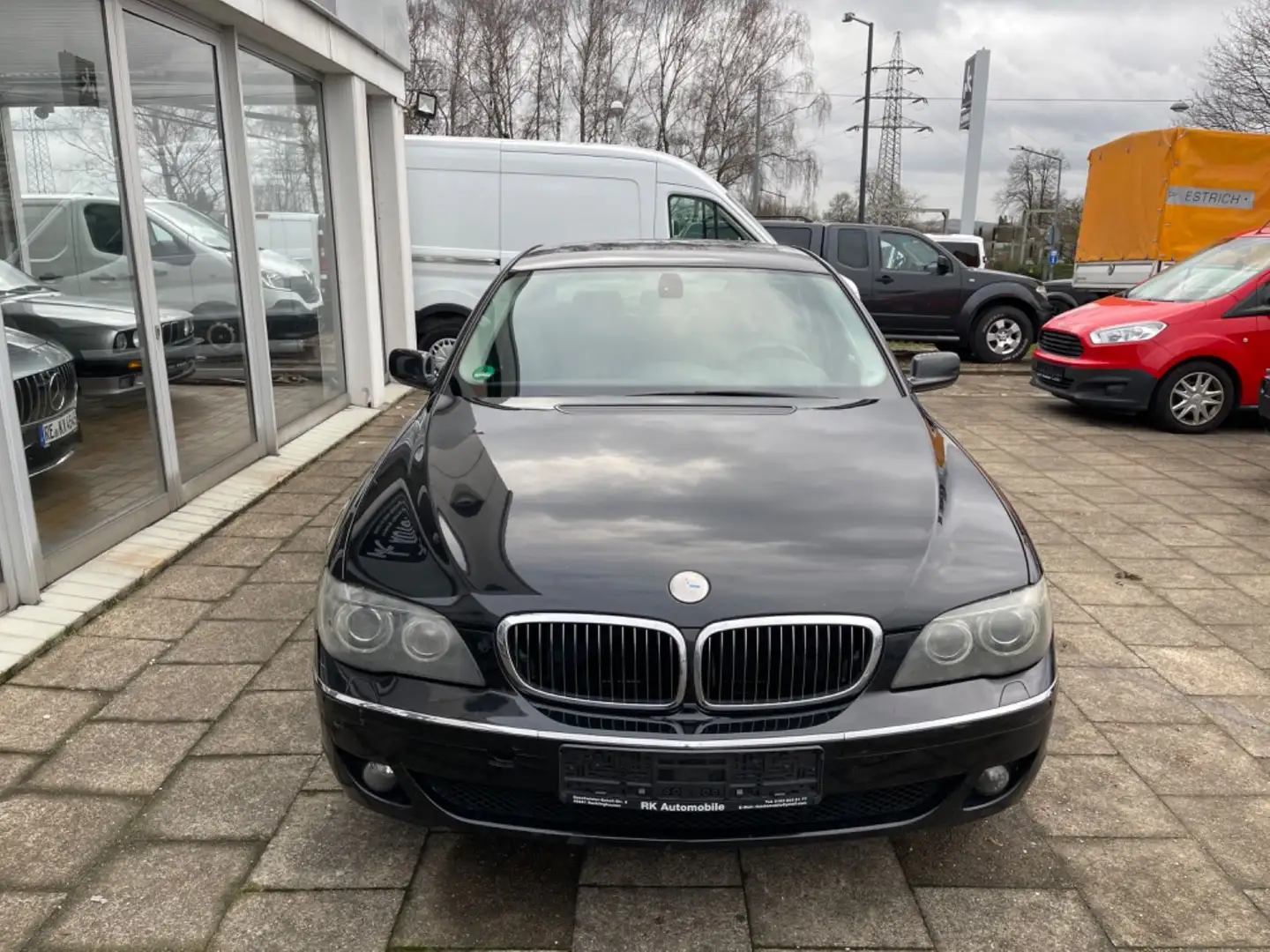 BMW 730 Baureihe 7 730d *Klimaau*Navi*Leder*Temp*PDC Fekete - 2