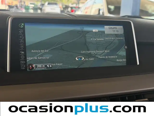 BMW X5 view 8