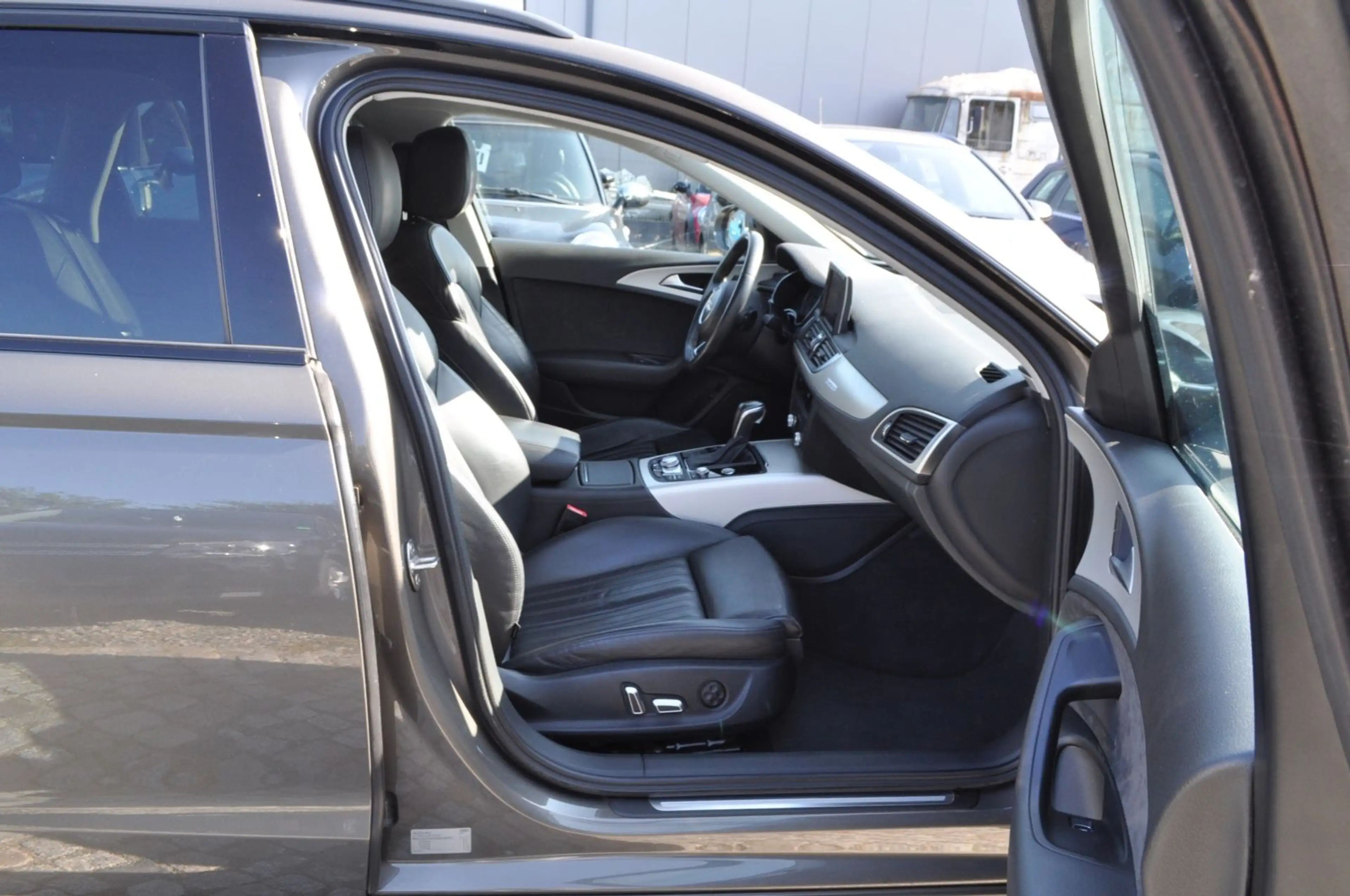 Audi A6 Avant 3.0 TDI quattro /R-KAMERA/ACC/S-HEFT — photo 10