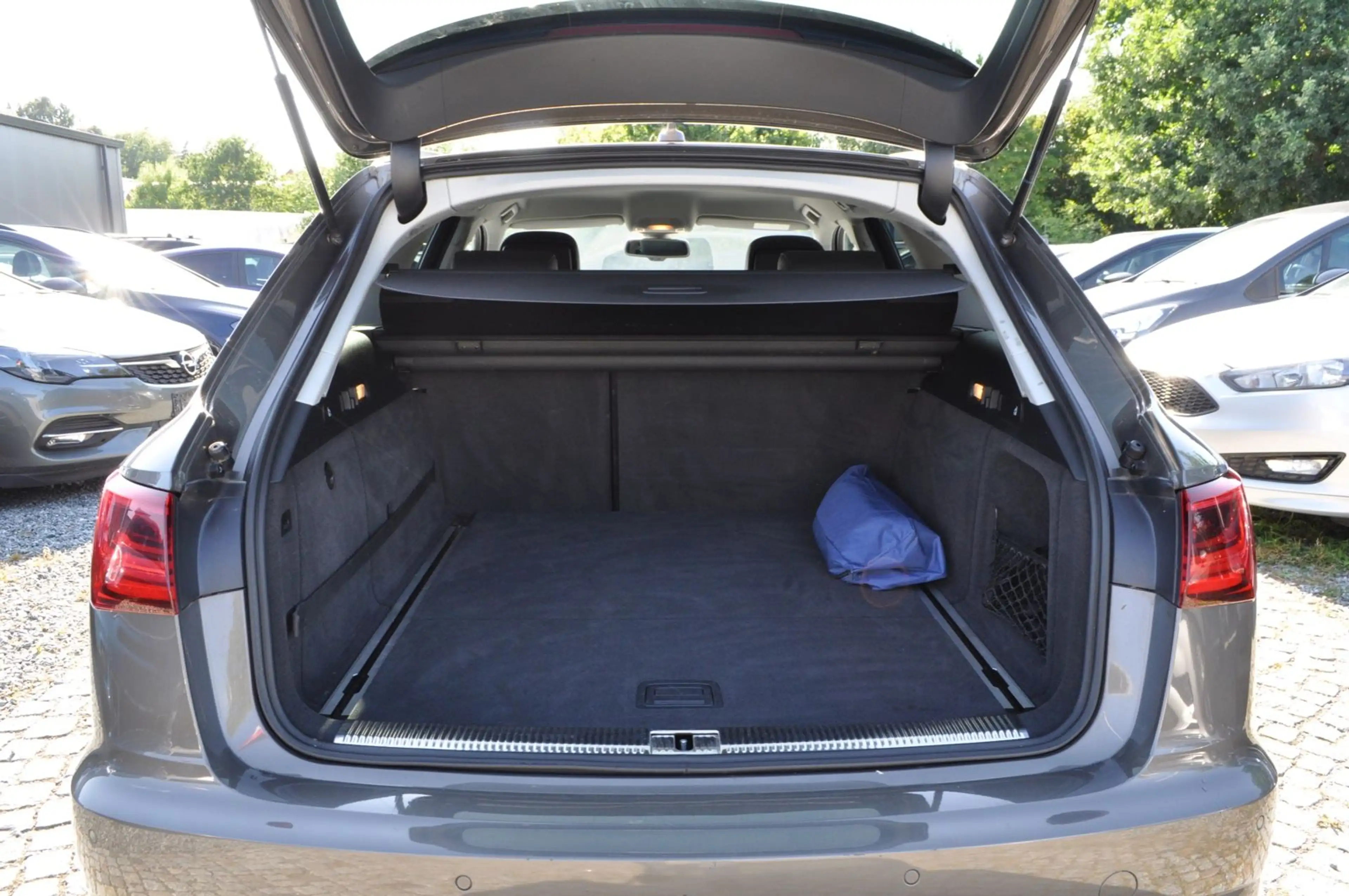 Audi A6 Avant 3.0 TDI quattro /R-KAMERA/ACC/S-HEFT — photo 12