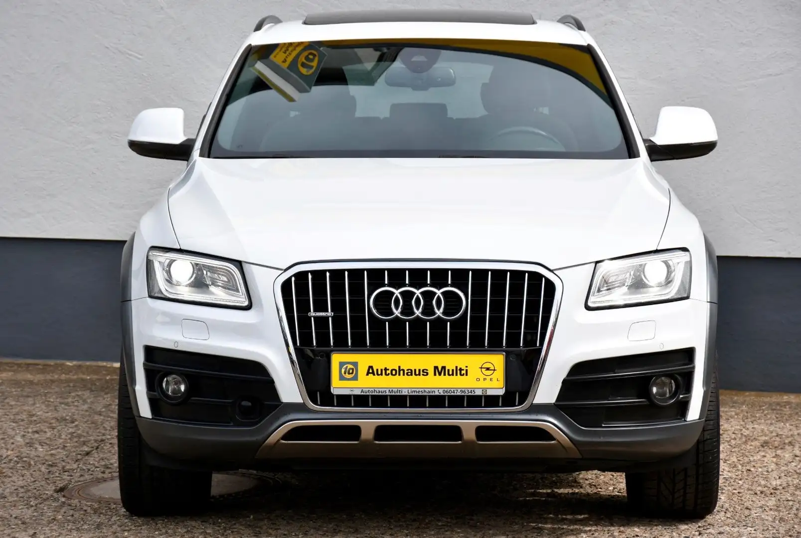 Audi Q5 3.0TDI qu. AUDI EXCLUSICE ACC Pano Kamera LED Weiß - 2