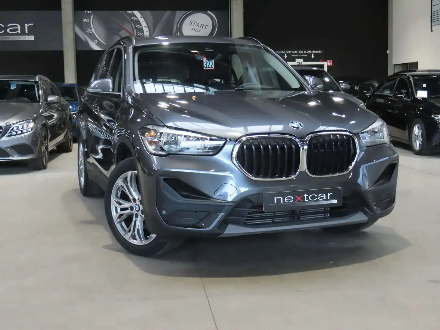 BMW X1 18d SDrive **18\u0027-NAVI PRO-CUIR-PARKING AV\u0026AR** Gris - 2