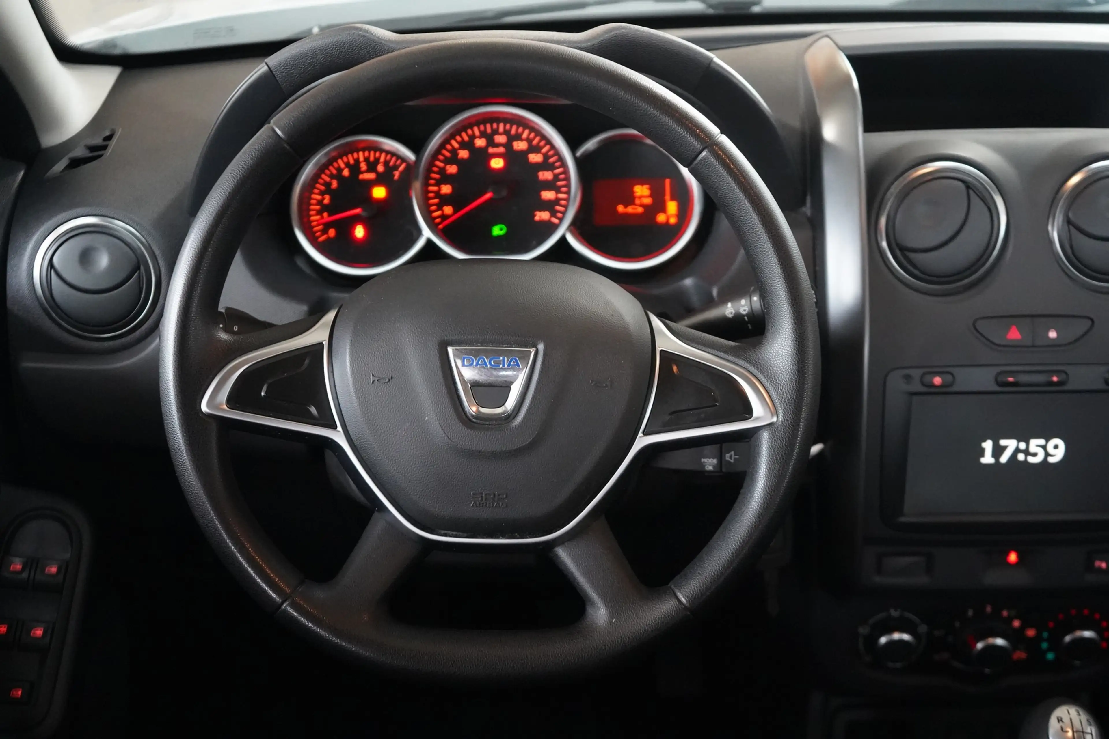 Dacia Duster 1.2  4x2 Navi Totwinkel DAB Kamera PDC — photo 13