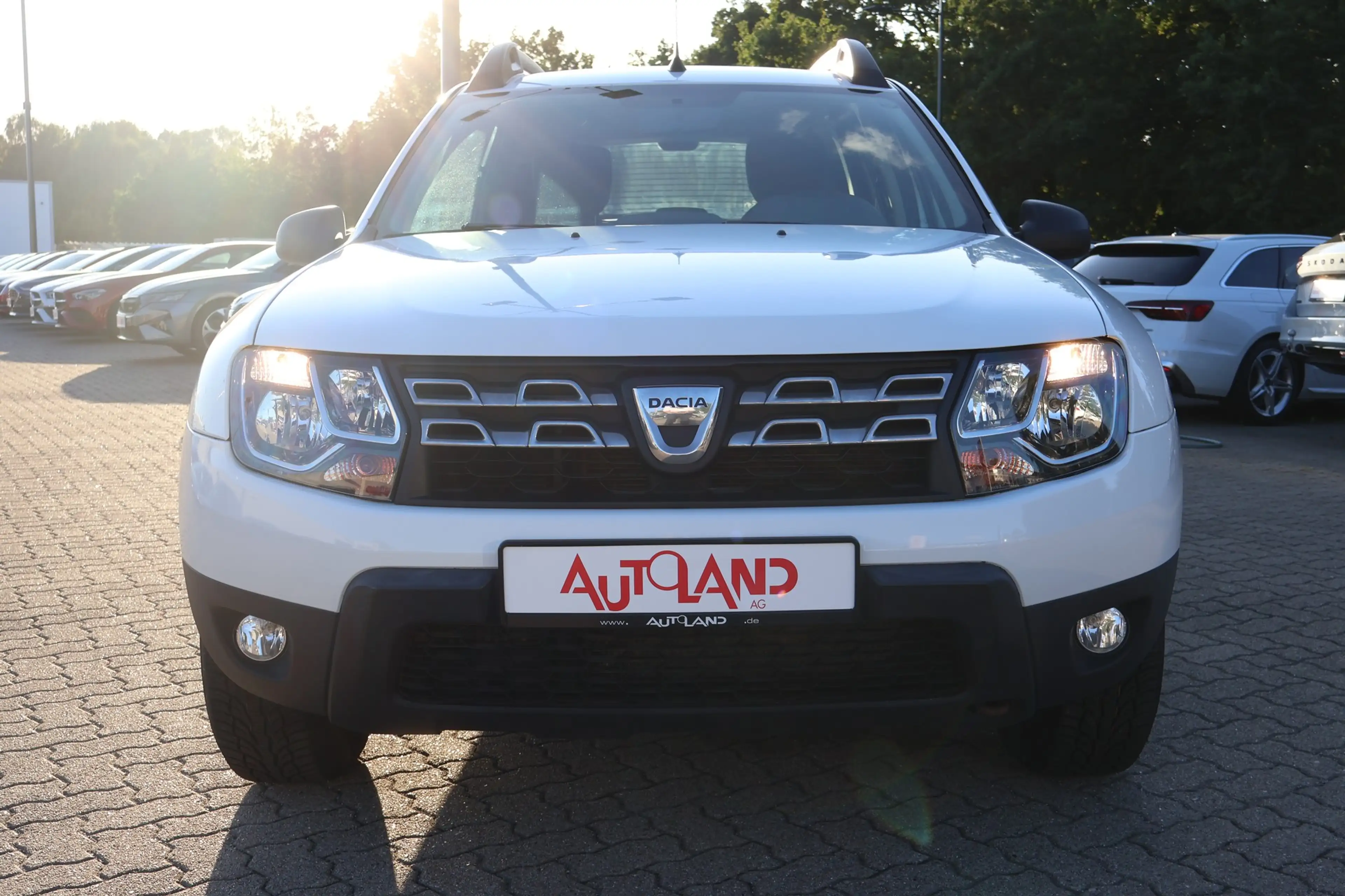 Dacia Duster 1.2  4x2 Navi Totwinkel DAB Kamera PDC — photo 9