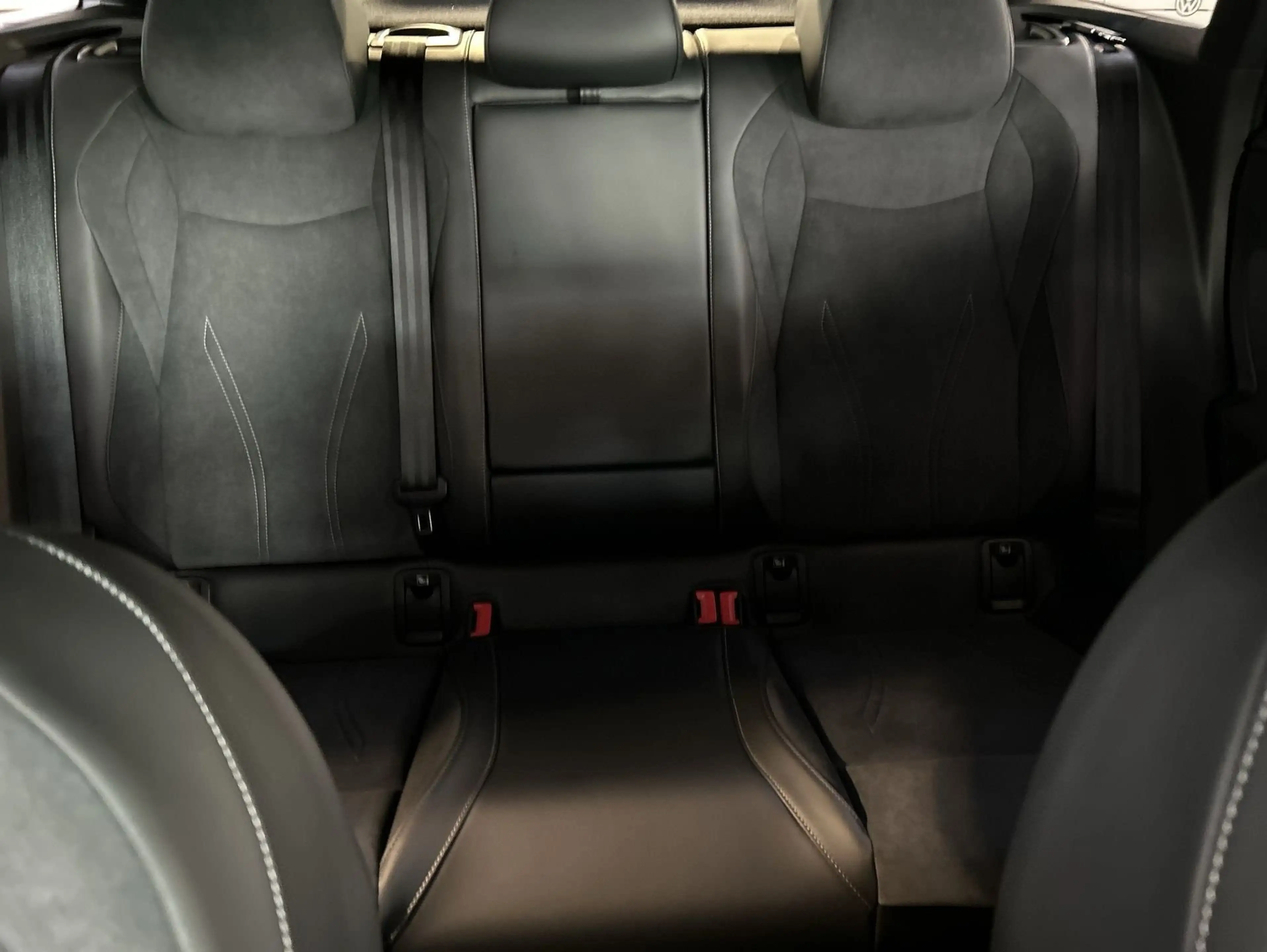 Volkswagen ID.7 Pro S 86 kWh BlackStyle ExterieurPak WKR AHK — photo 9