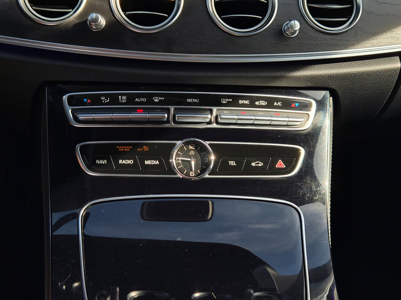Mercedes-Benz E 400 Estate 4MATIC Prestige AMG-Pakket — photo 40