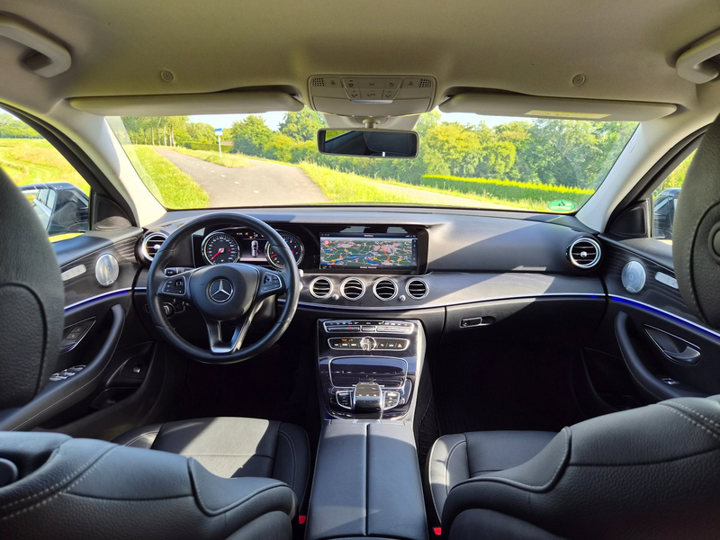 Mercedes-Benz E 400 Estate 4MATIC Prestige AMG-Pakket — photo 2