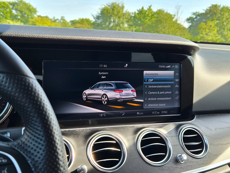 Mercedes-Benz E 400 Estate 4MATIC Prestige AMG-Pakket — photo 38