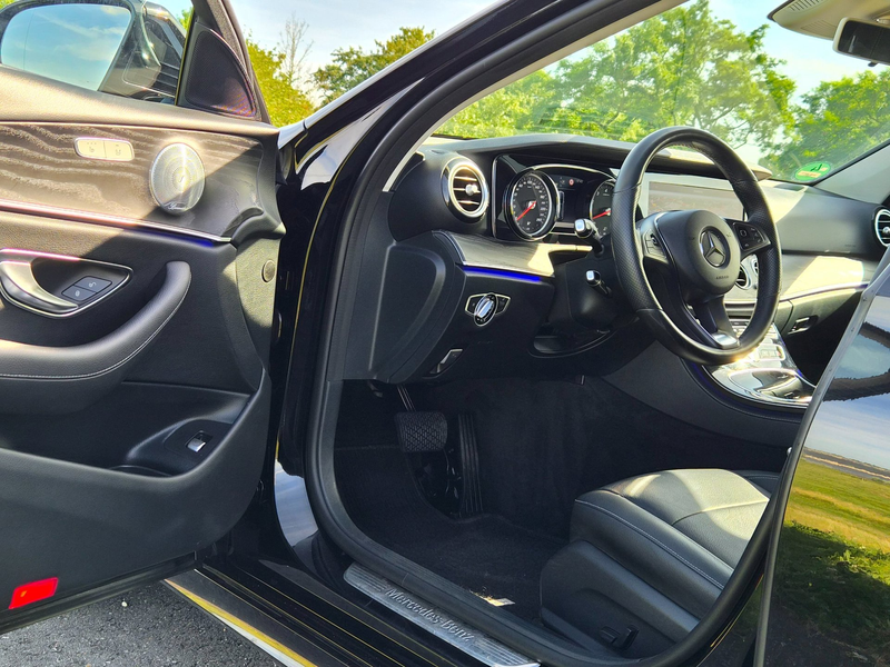 Mercedes-Benz E 400 Estate 4MATIC Prestige AMG-Pakket — photo 23