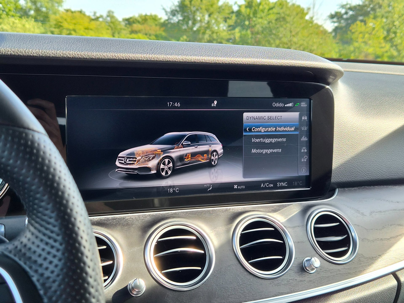 Mercedes-Benz E 400 Estate 4MATIC Prestige AMG-Pakket — photo 36