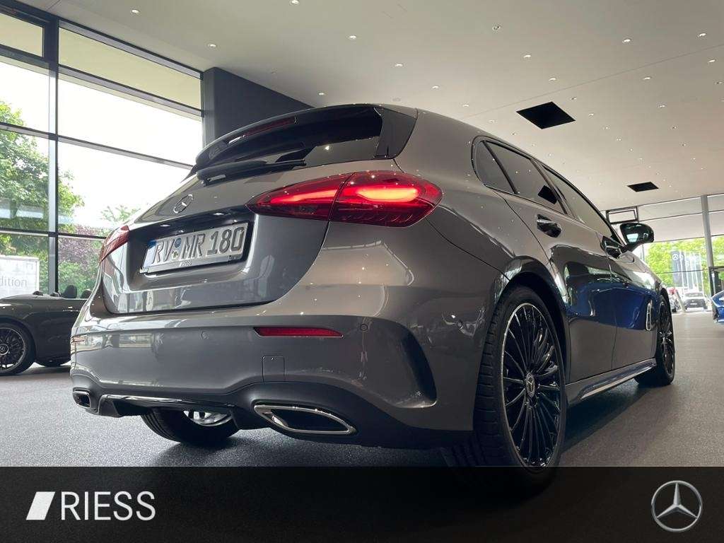 Mercedes-Benz A 220