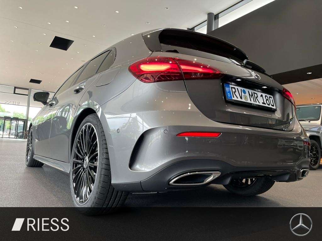 Mercedes-Benz A 220