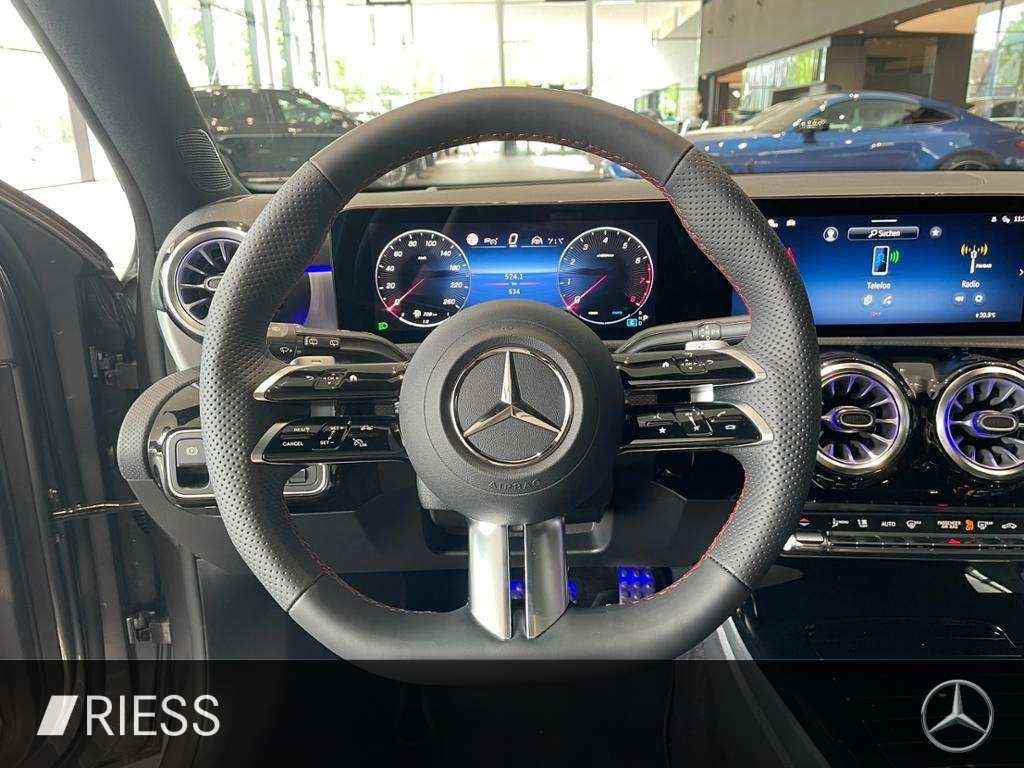 Mercedes-Benz A 220