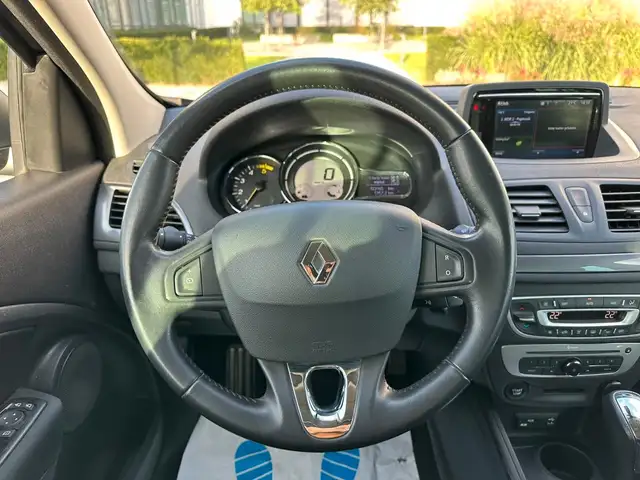 Renault Megane view 15