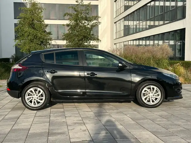 Renault Megane view 6