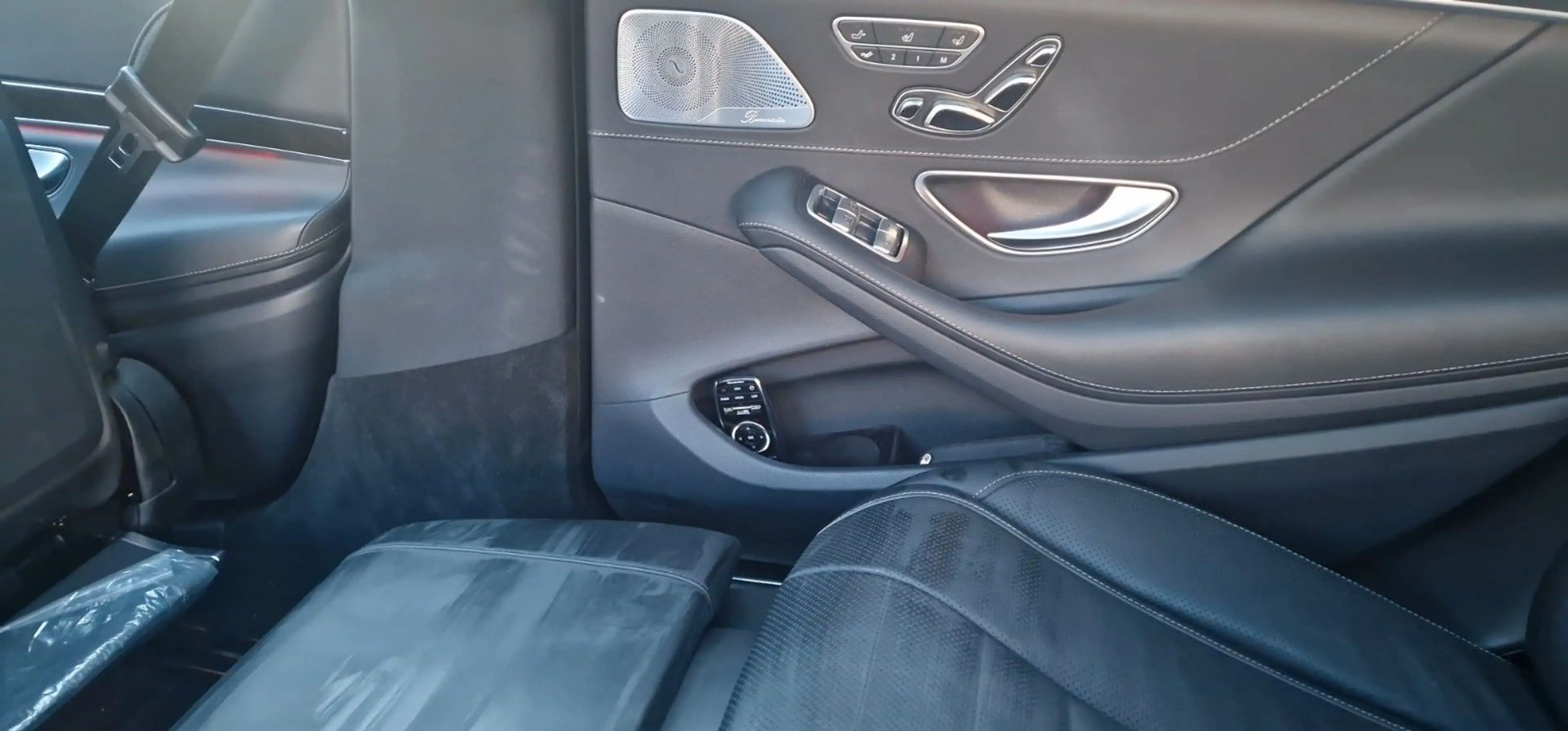 Mercedes-Benz S 350 4Matic L, AMG-Line, HUD, Chauffeur-Paket — photo 11