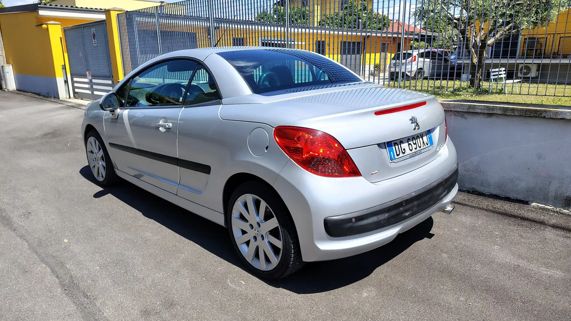 Peugeot 207 CC 1.6 thp 16v Feline 150cv - 2