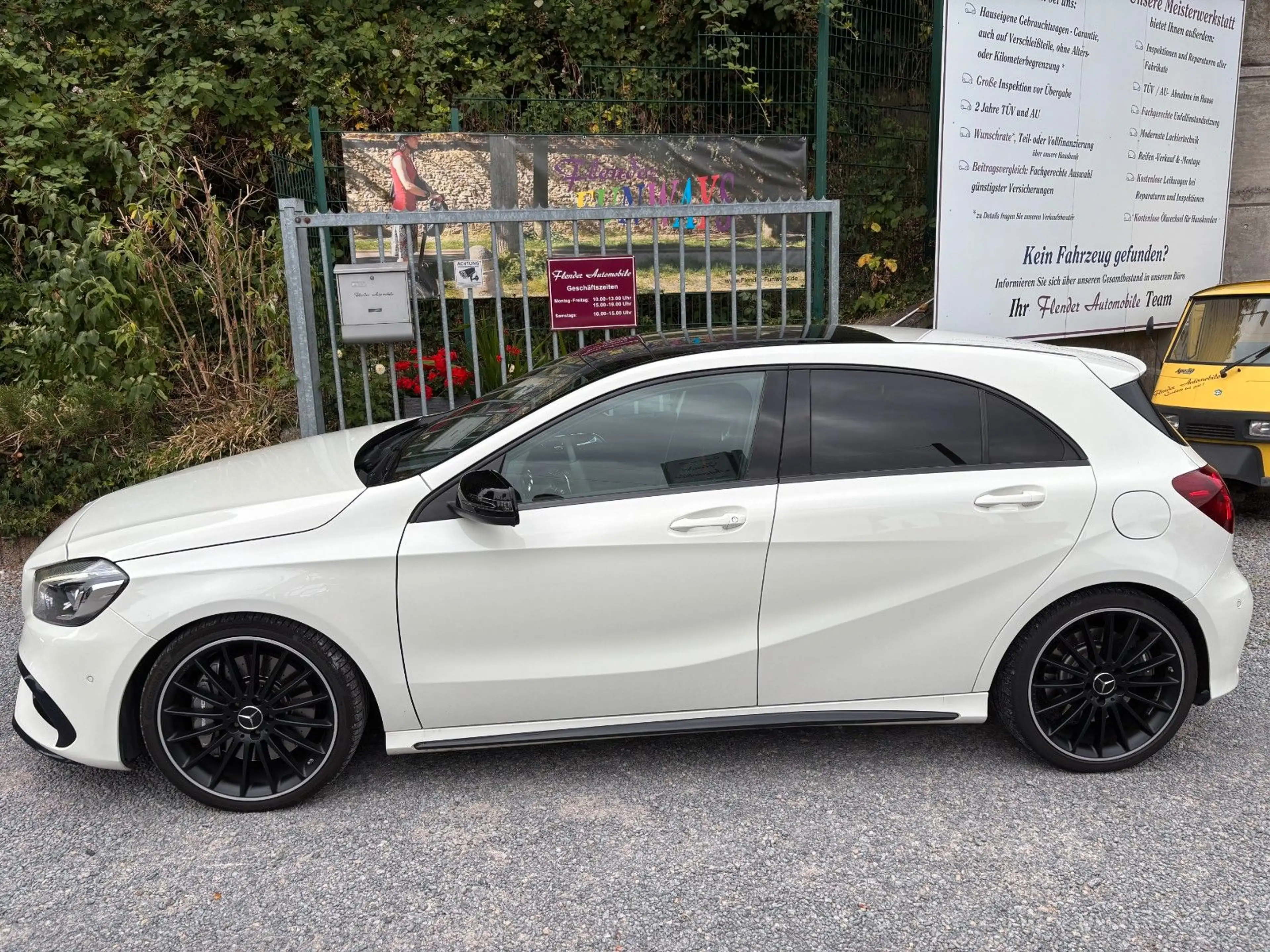 Mercedes-Benz A 45 AMG Scheckheft/Pano/Schale/270 Vm./Dyn+/H&K — photo 8