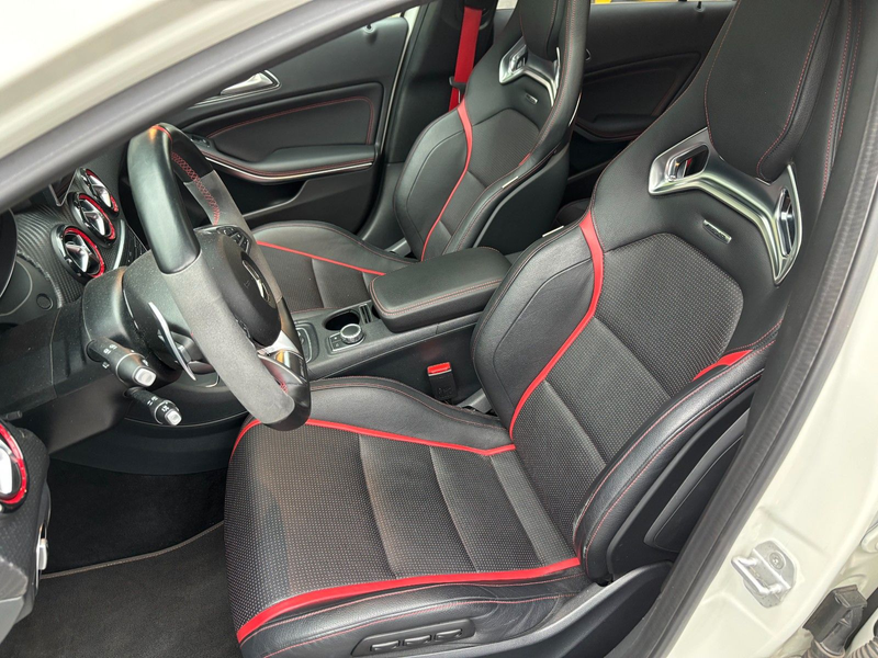 Mercedes-Benz A 45 AMG Scheckheft/Pano/Schale/270 Vm./Dyn+/H&K — photo 10