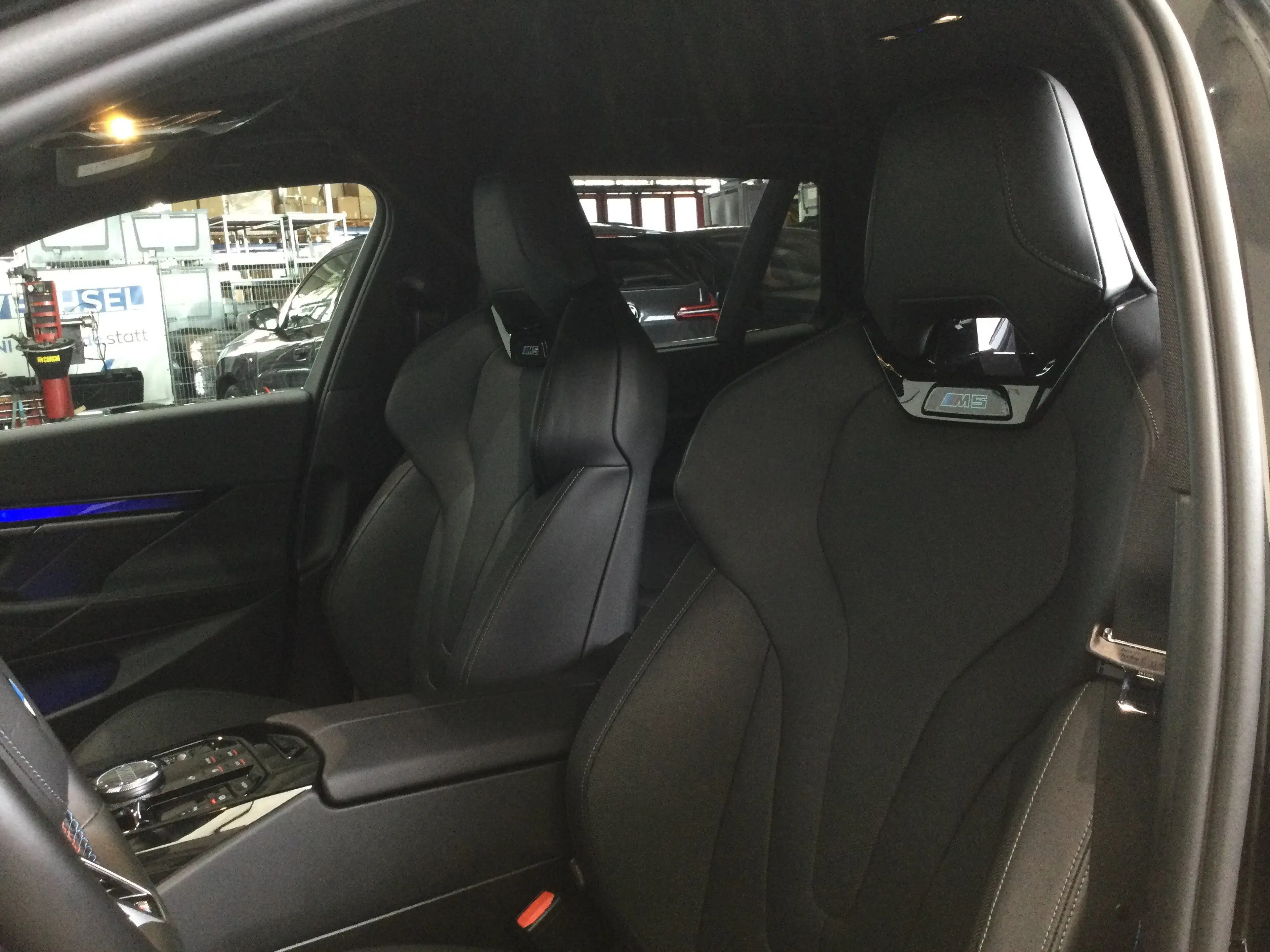 BMW M5 Touring |AC-Schnellladen |Sitzbelüft. |Bowers & Wi — photo 7
