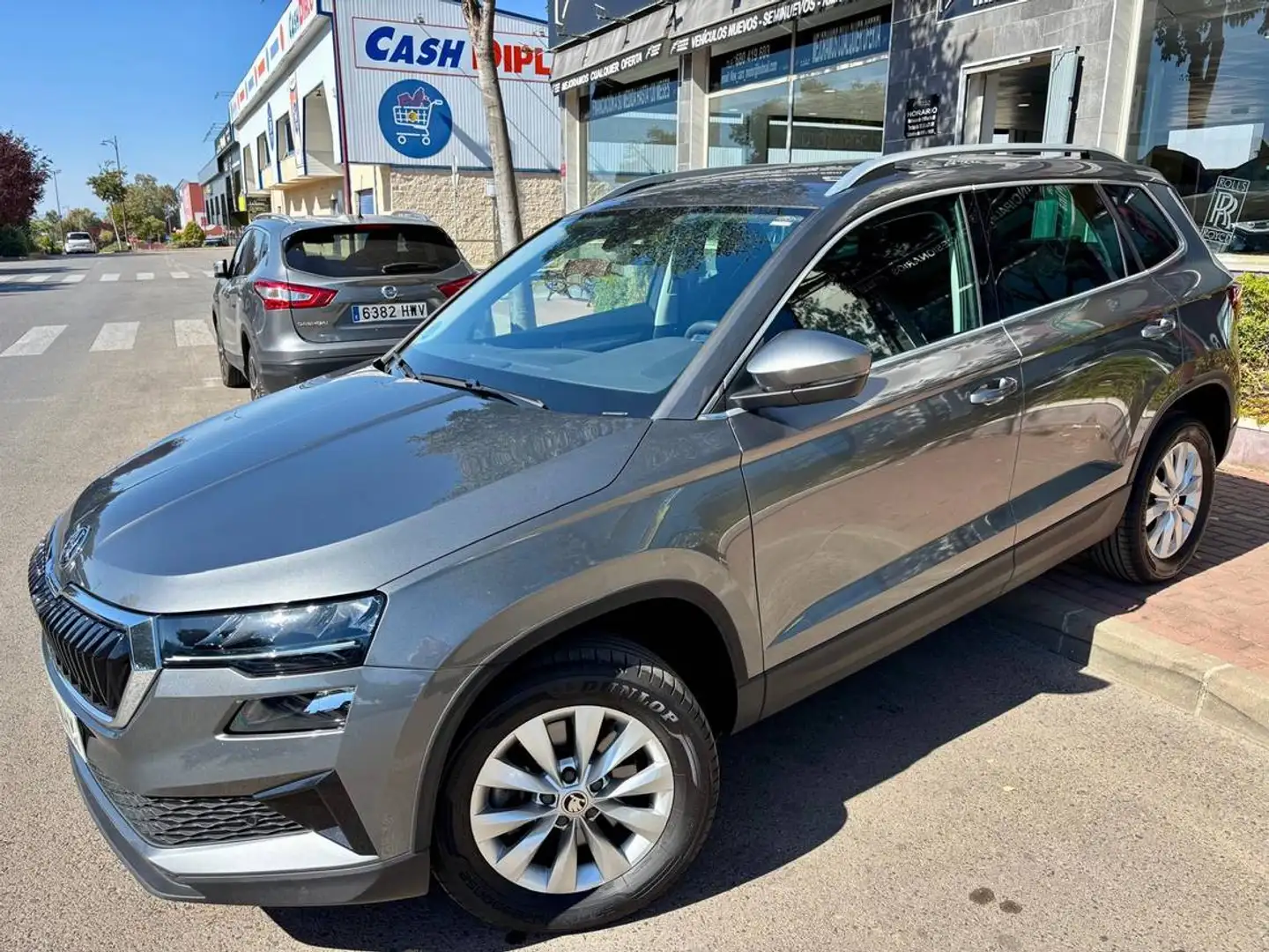 Skoda Karoq 2.0TDI Adblue Ambition 85kW Gris - 1