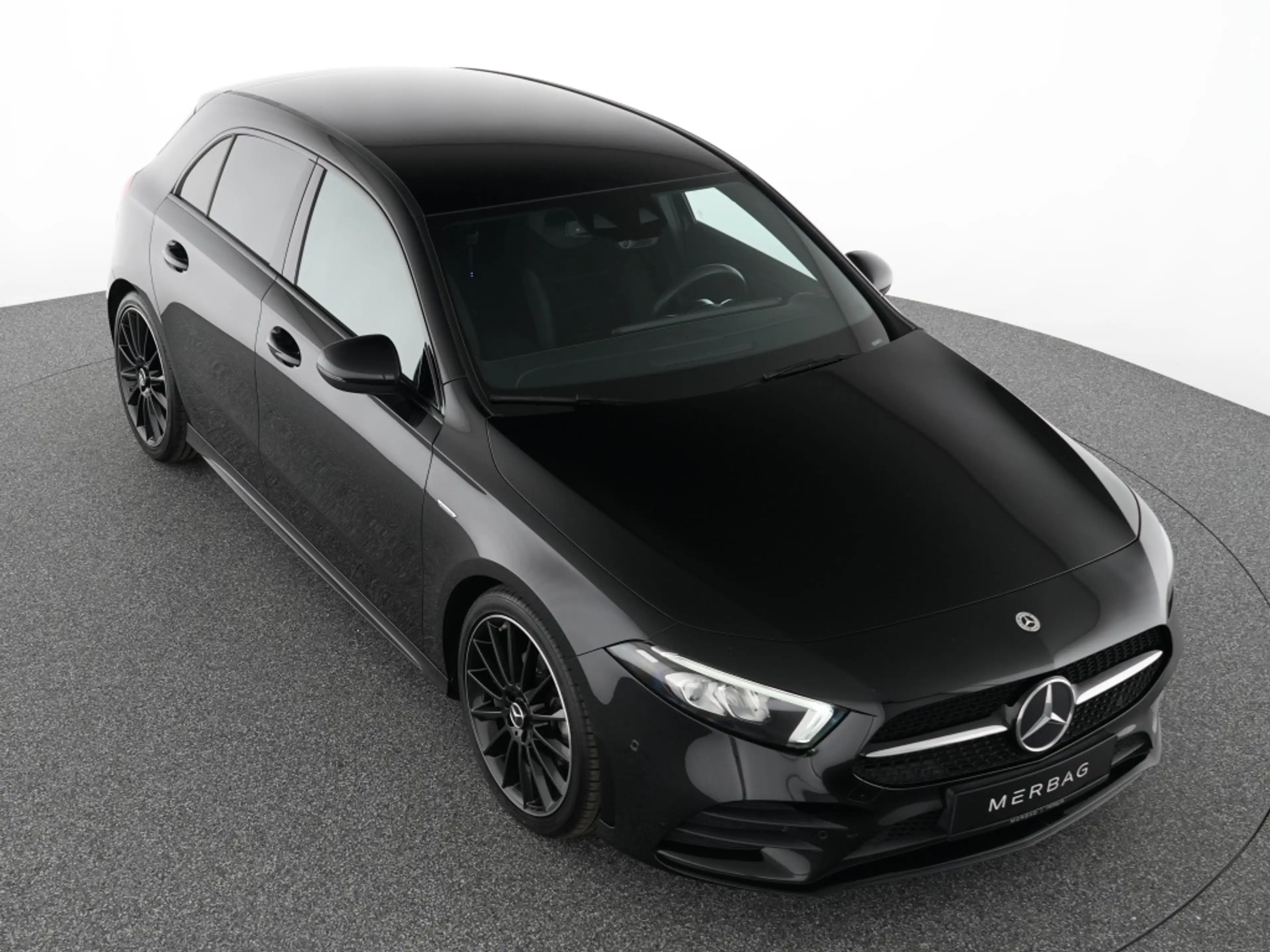 Mercedes-Benz A 200 d  Edition 2020 AMG Night LED Kamera Digi — photo 10