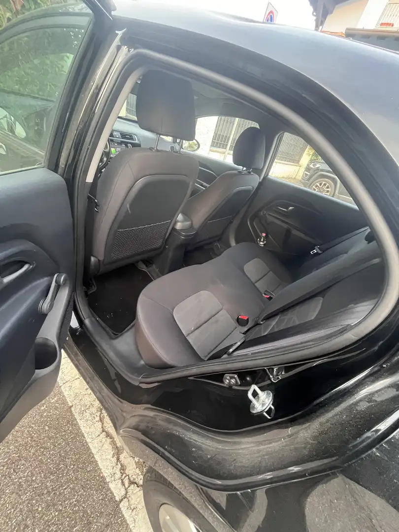 Kia Rio 5p 1.1 crdi Active Style Pack E6 - 2