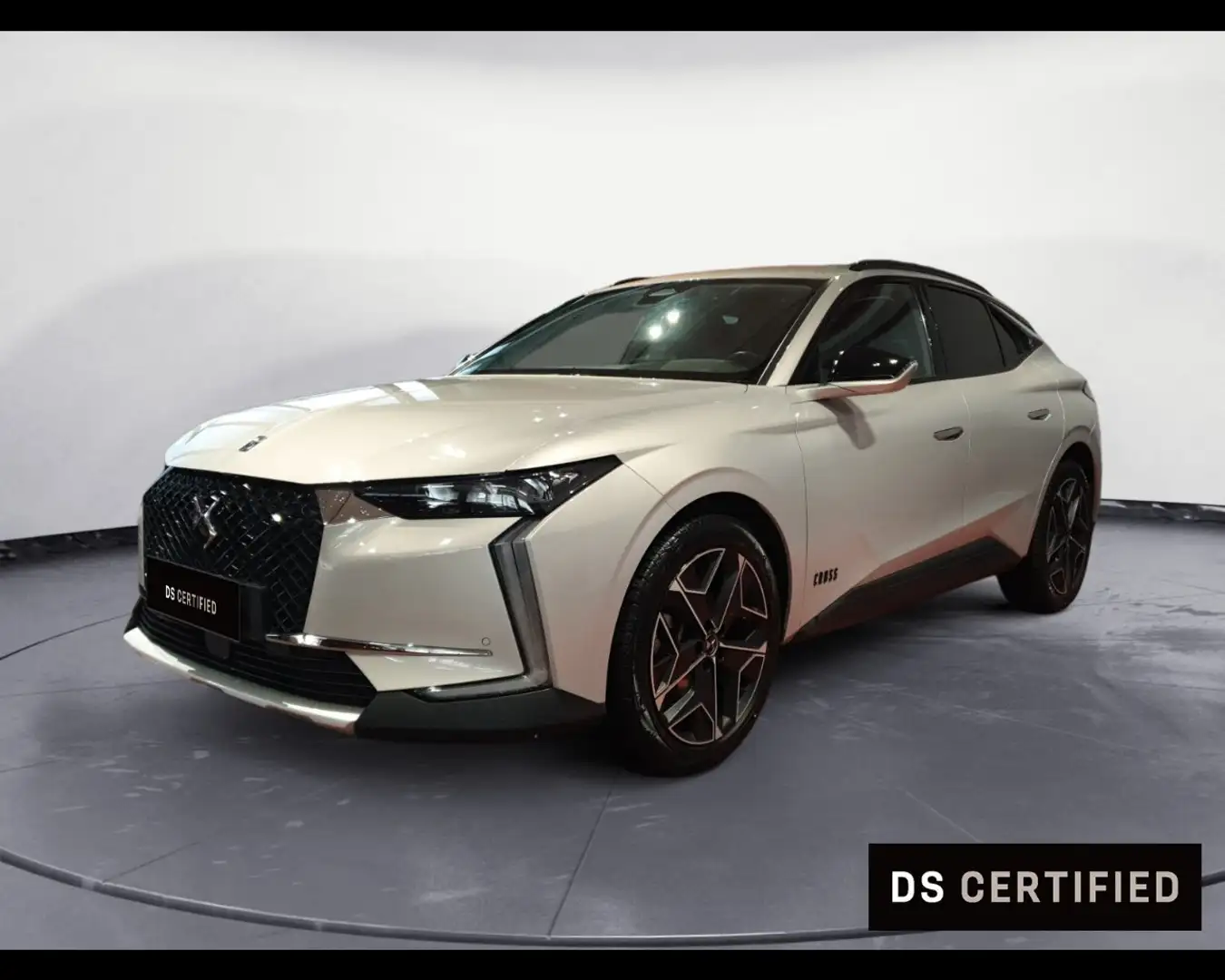DS Automobiles DS 4 2ª serie BlueHDi 130 aut. Cross Trocadero Beige - 1