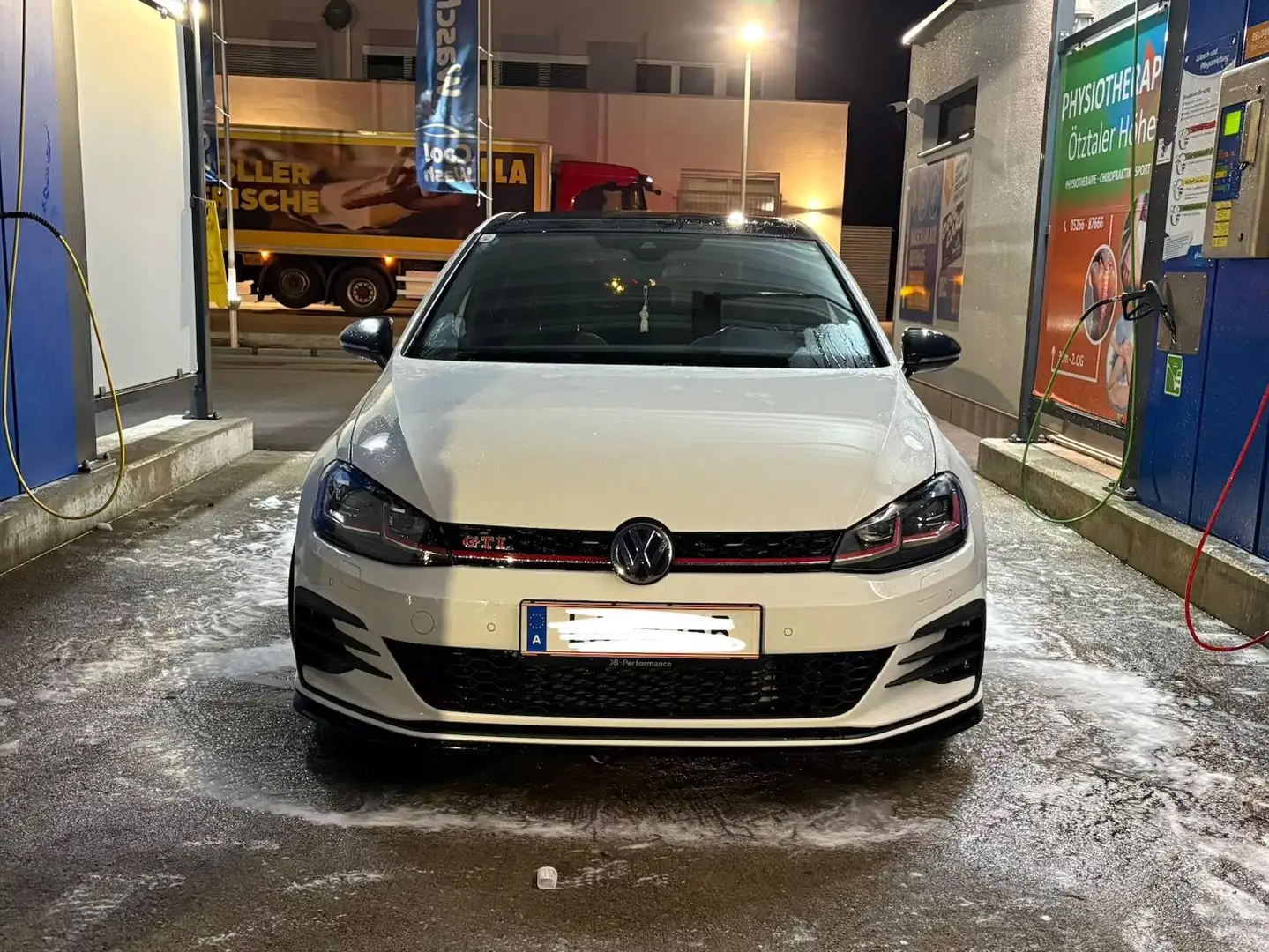 Volkswagen Golf GTI Golf GTI TCR 2,0 TSI DSG GTI TCR Weiß - 1