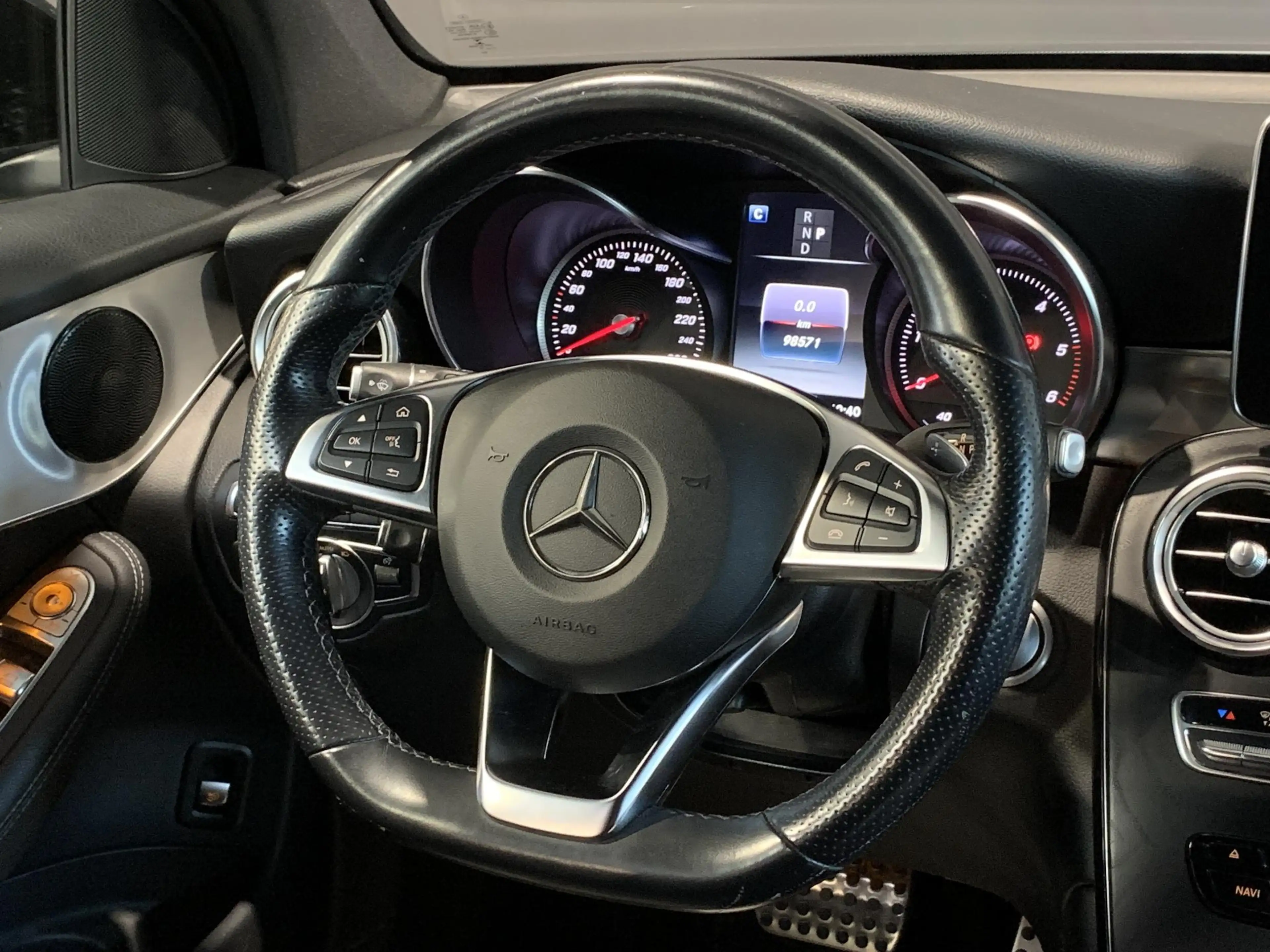 Mercedes-Benz GLC 220 220d 4MATIC AMG Line - DOS 8892 — photo 12