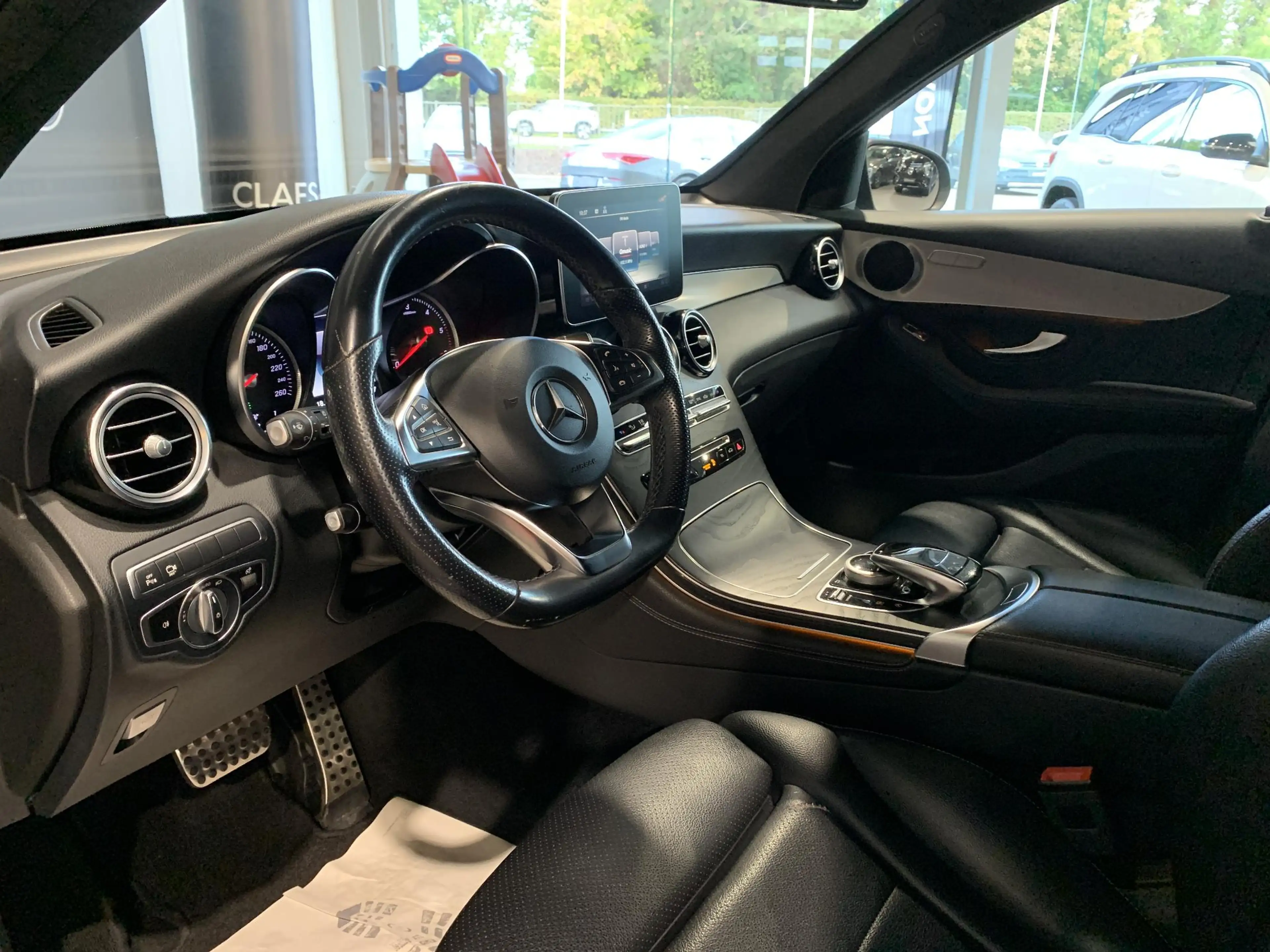 Mercedes-Benz GLC 220 220d 4MATIC AMG Line - DOS 8892 — photo 10