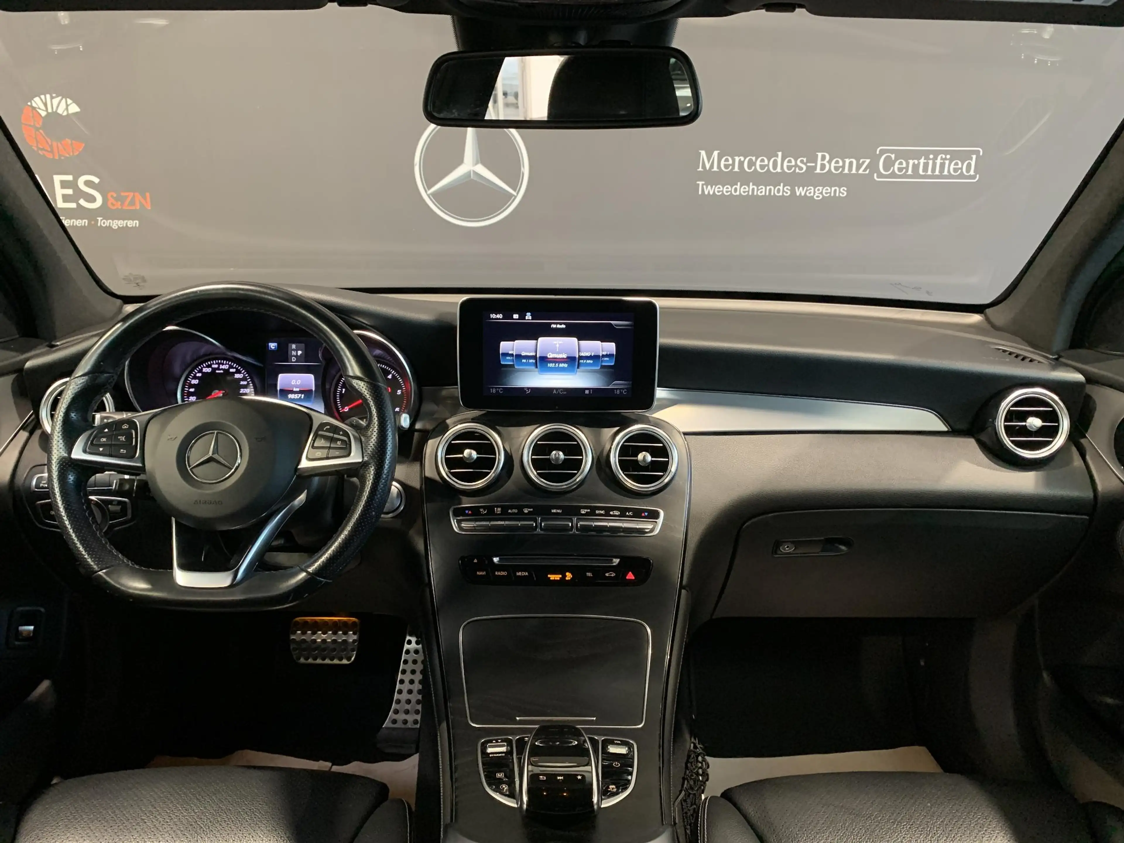 Mercedes-Benz GLC 220 220d 4MATIC AMG Line - DOS 8892 — photo 11