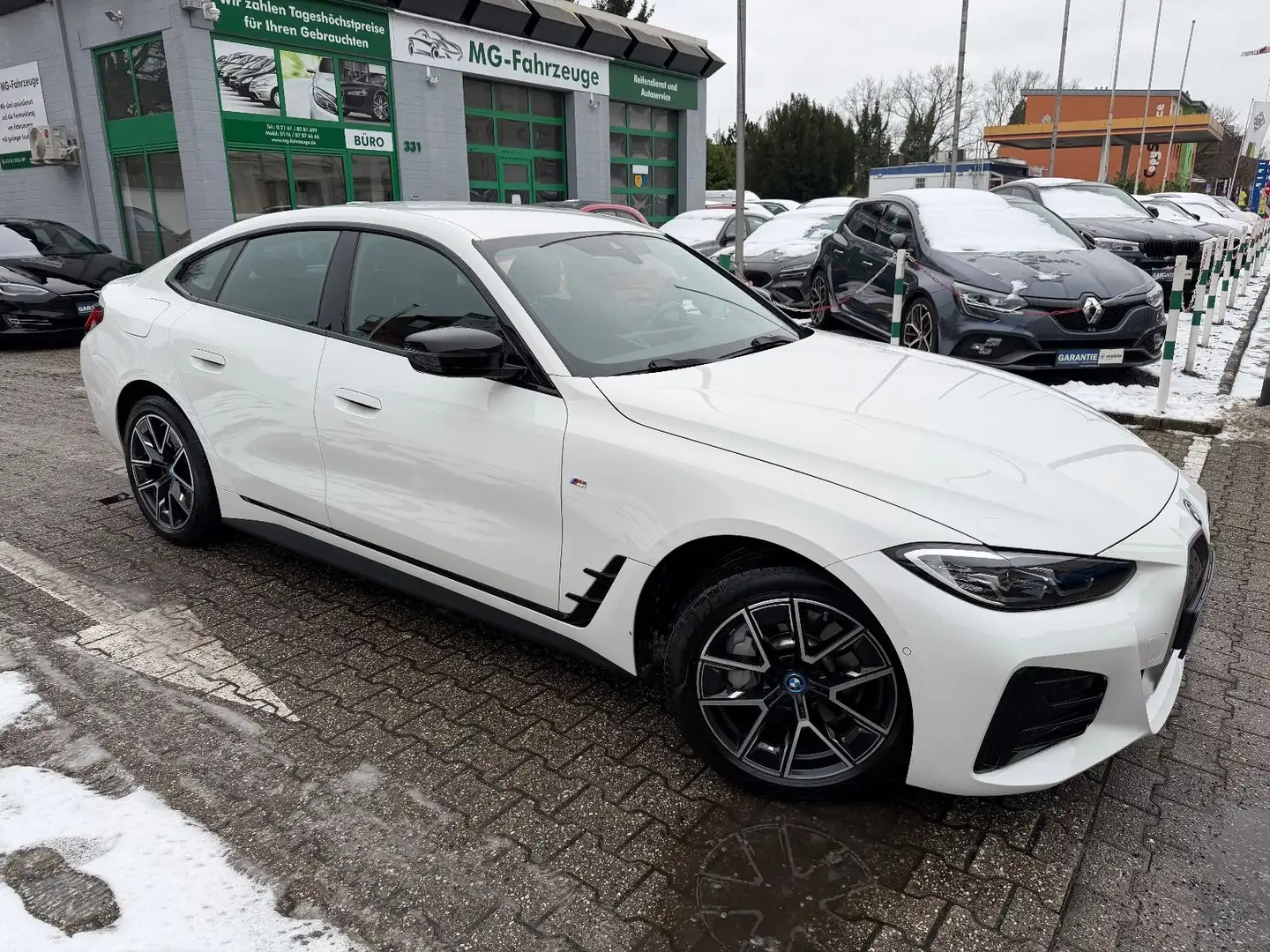 BMW i4 Gran Coupe 40 eDrive M SPORT LED APPLE KAMERA Weiß - 2