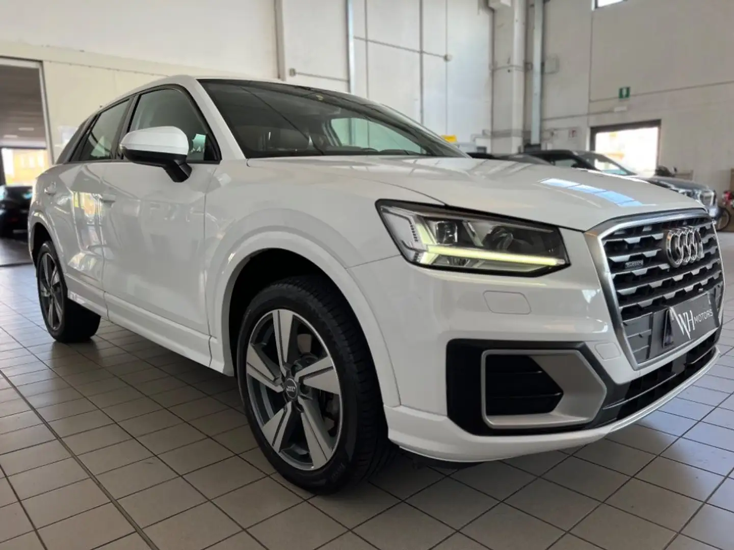 Audi Q2 2.0 TDI quattro S tronic //LED/NAVI/BLUETOOTH Bianco - 2